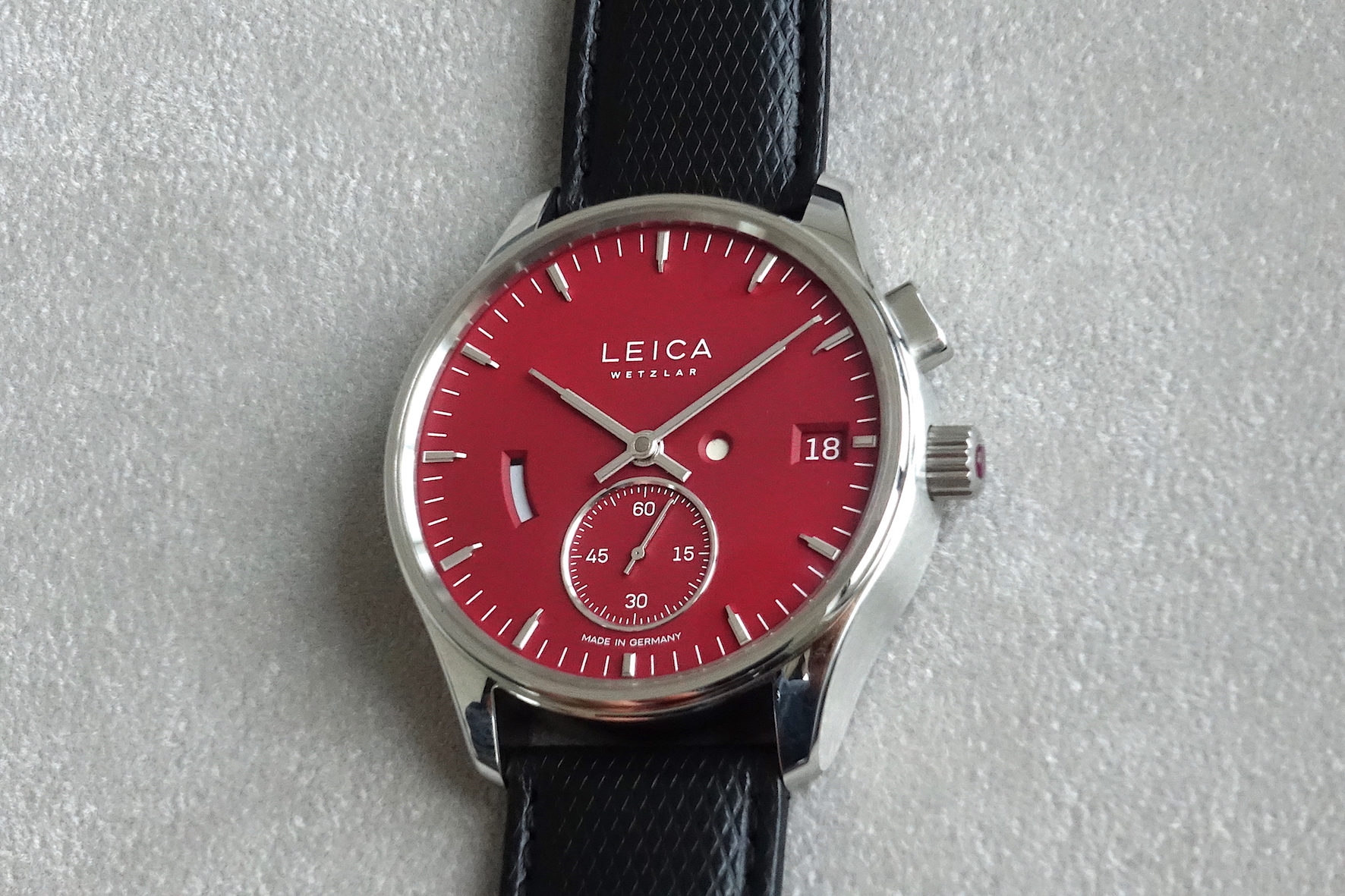 Leica L1 red 